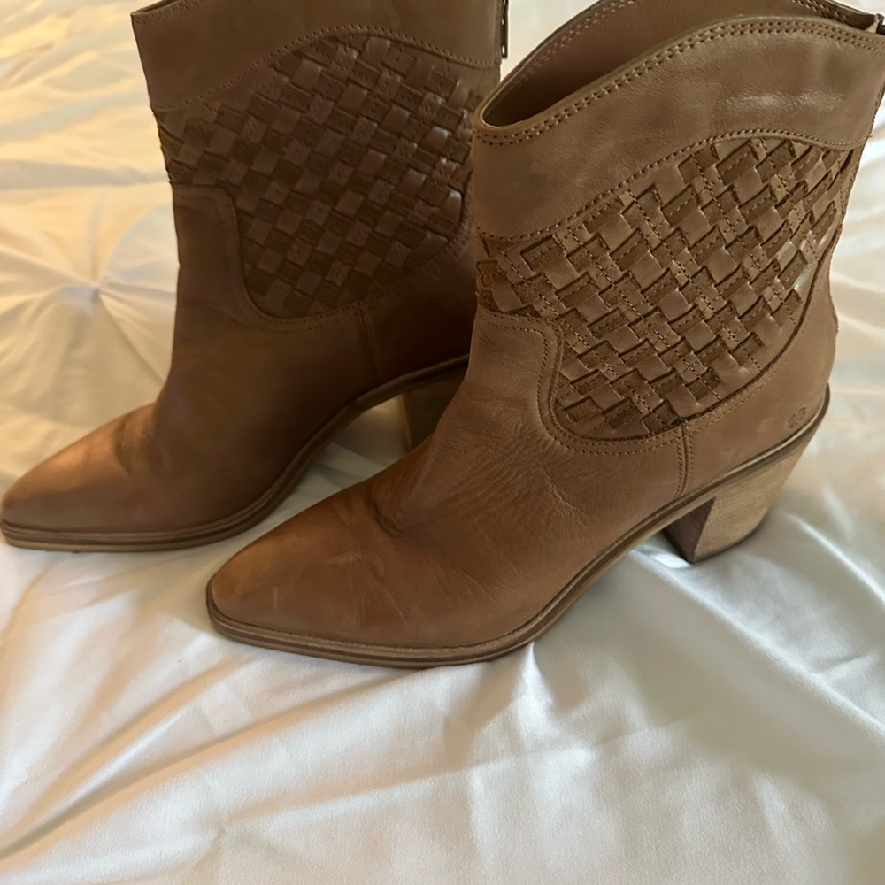 Lucky Brand Tan Heeled Boots with Perforated Design